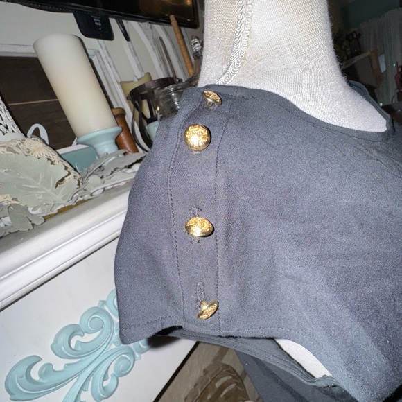 Lauren Ralph Lauren Wide Leg Cropped Stretchy Button Casual Jumpsuit Size S GUC - Picture 3 of 14